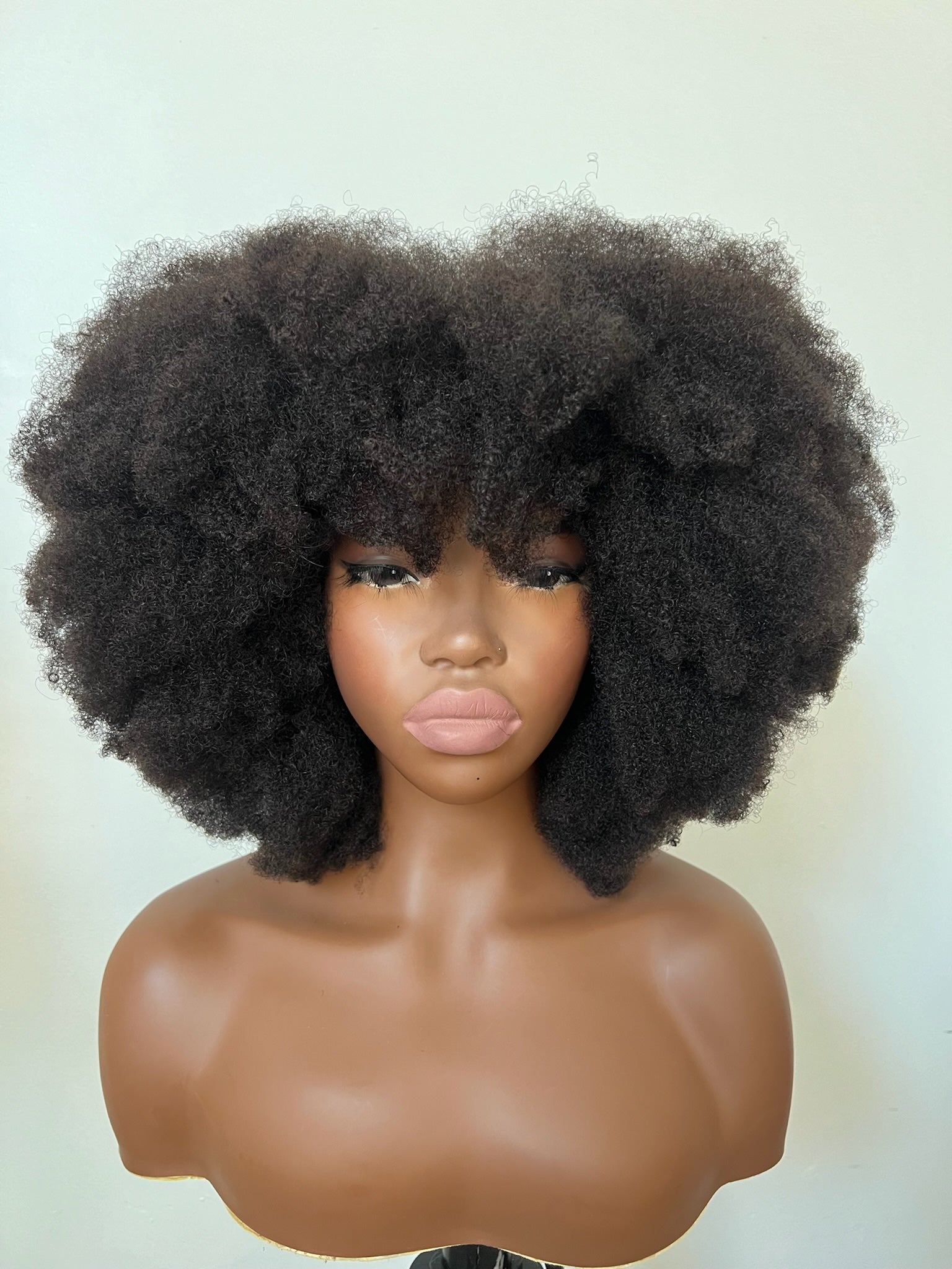 Kinky Afro Wig: Premium Quality Guide for Luxurious Curls - MellowDiamond