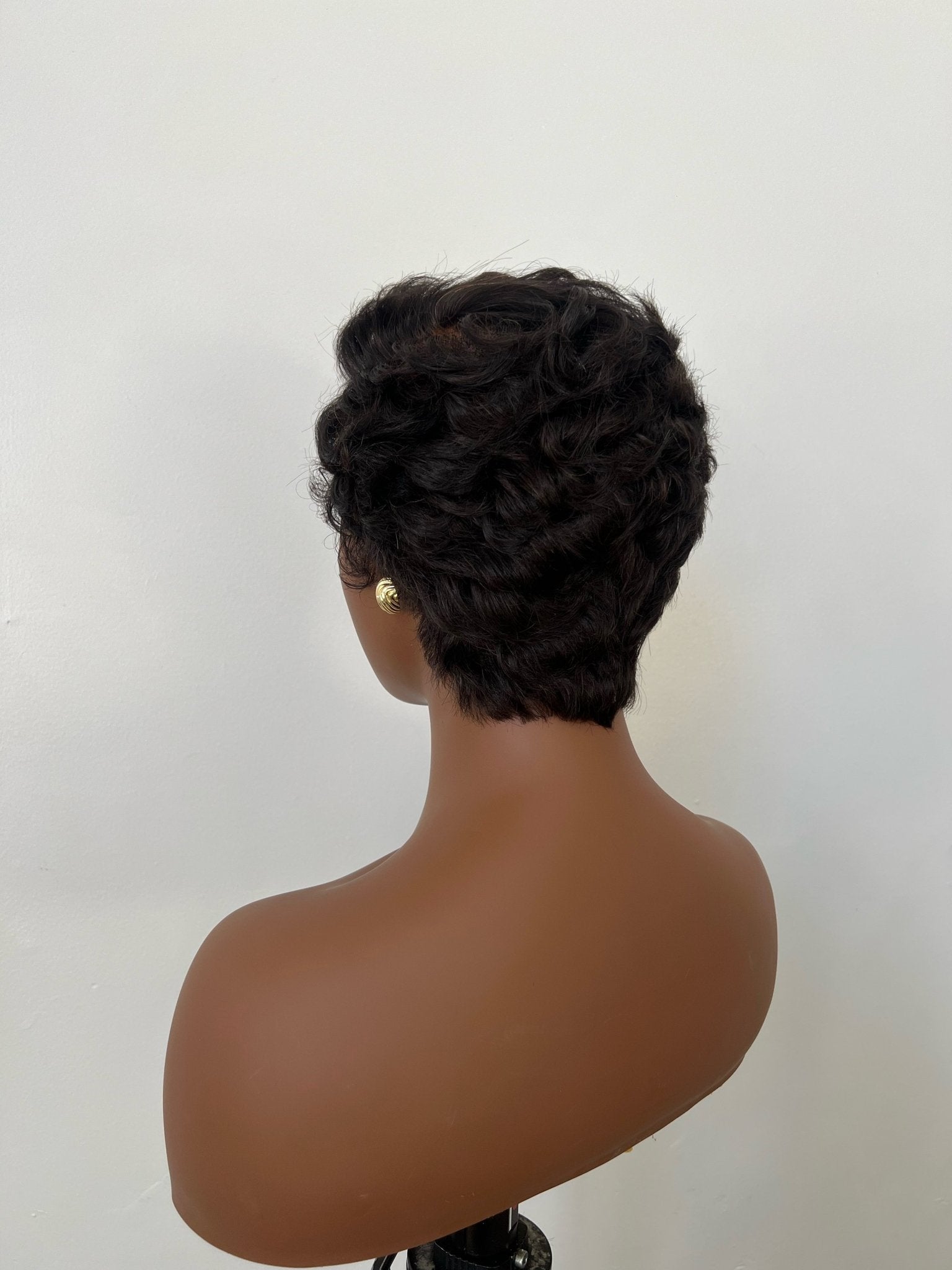 Hybrid Amiri Pixi Wig -