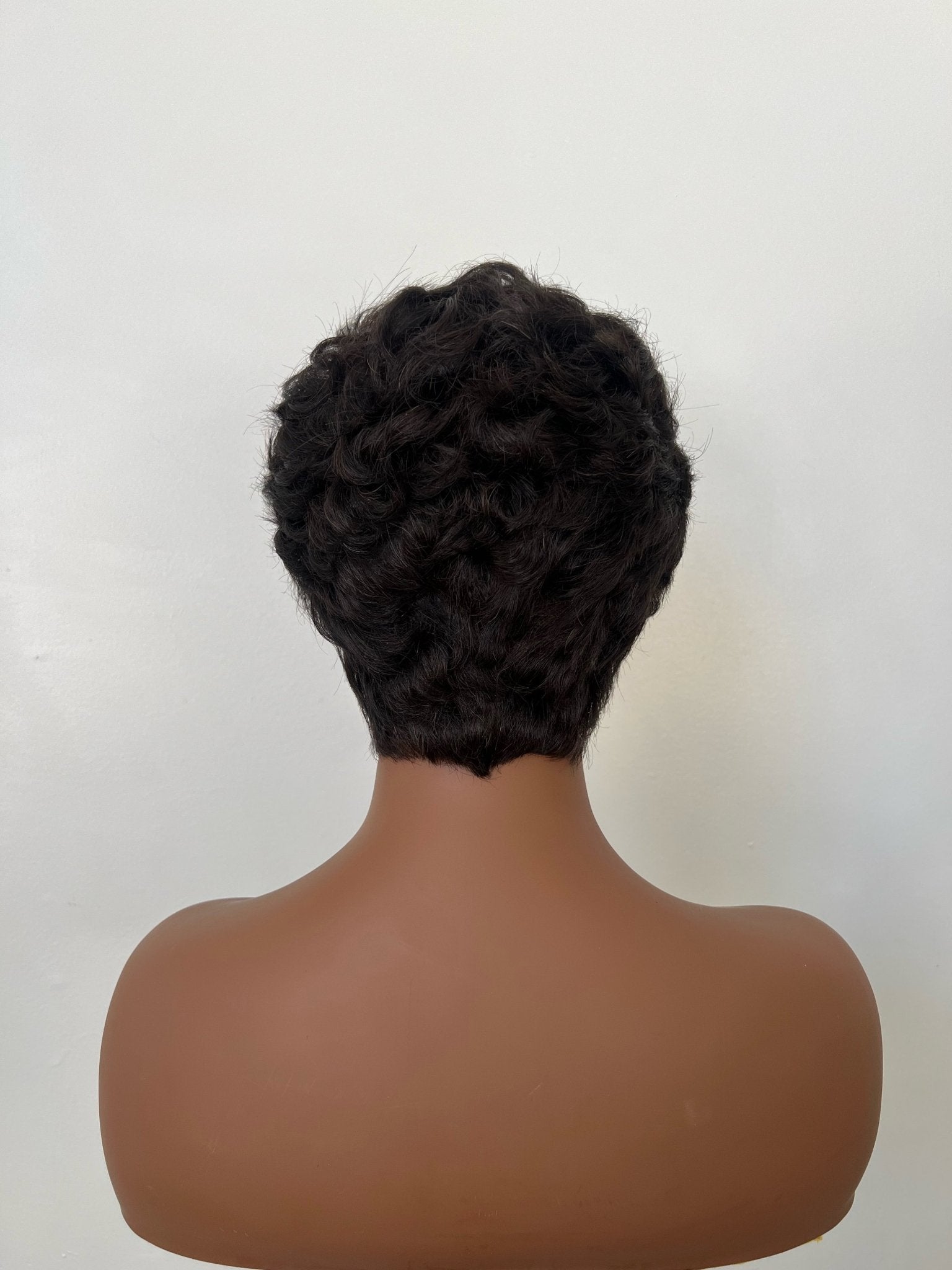 Hybrid Amiri Pixi Wig -