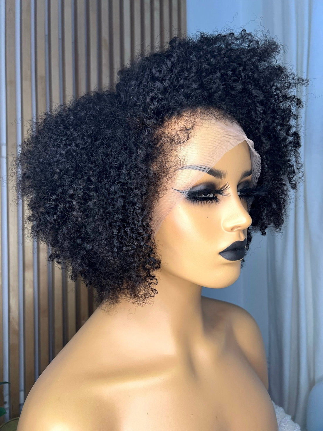 Hybrid TWA Curly Wig: Achieve a Stunning Natural Look